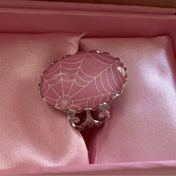 Halloween Pink Spider Web Cameo Ring - Picture 2 of 8